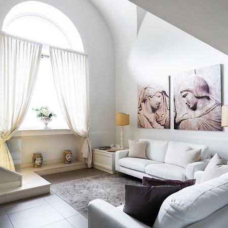 B Sicilian Charming Stay - Luxury Loft קטאניה מראה חיצוני תמונה