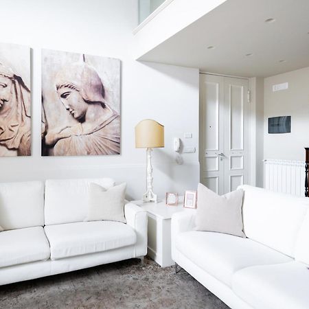 B Sicilian Charming Stay - Luxury Loft קטאניה מראה חיצוני תמונה